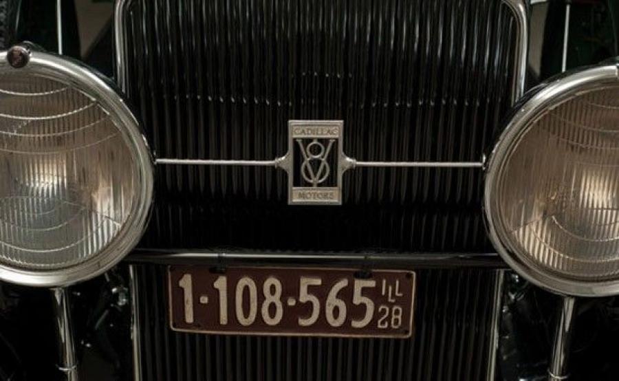  Cadillac Town Sedan V8 Al Capone Car 1928 года  (фото 39 из 54)